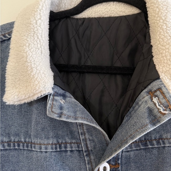 Women Jacket - Picture 3 of 4